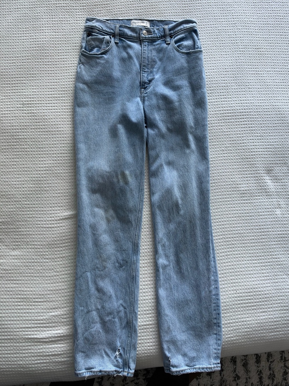 Abercrombie & Fitch Light Blue Curve Love 90s Straight Ultra High Rise